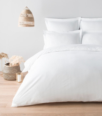 Σεντόνι Ξενοδοχείου Σατέν-ρίγα 240x260  80%cotton 20%polyester  Πεννιέ 220tc